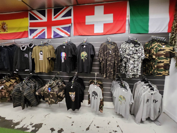 Vêtements militaire à SAINT-GEORGES-SUR-EURE 